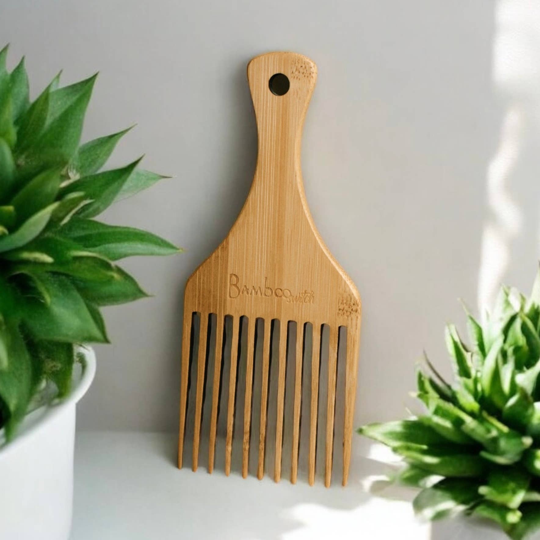 Bamboo Hair Pick | Faire Market Bestseller