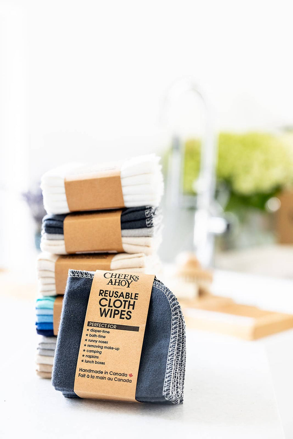Cloth Wipes: Black / 10pk