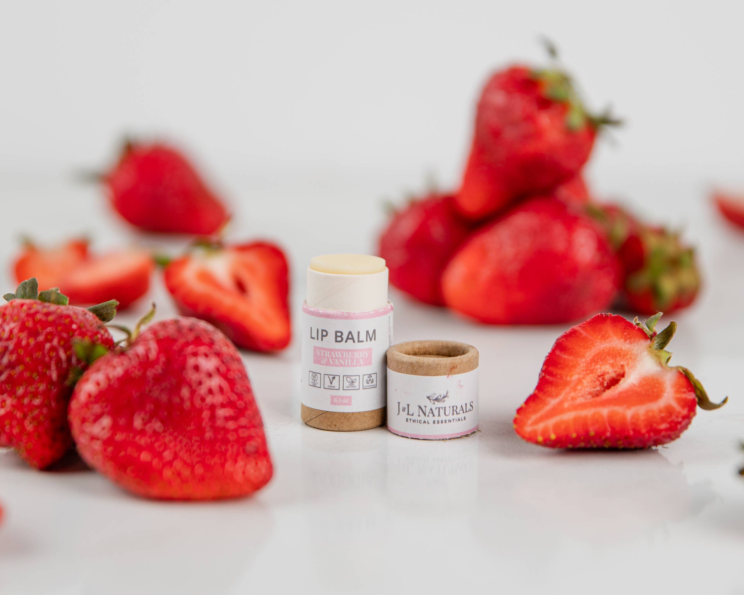 Hydrating Lip Balm with Vitamins & Antioxidants: Naked