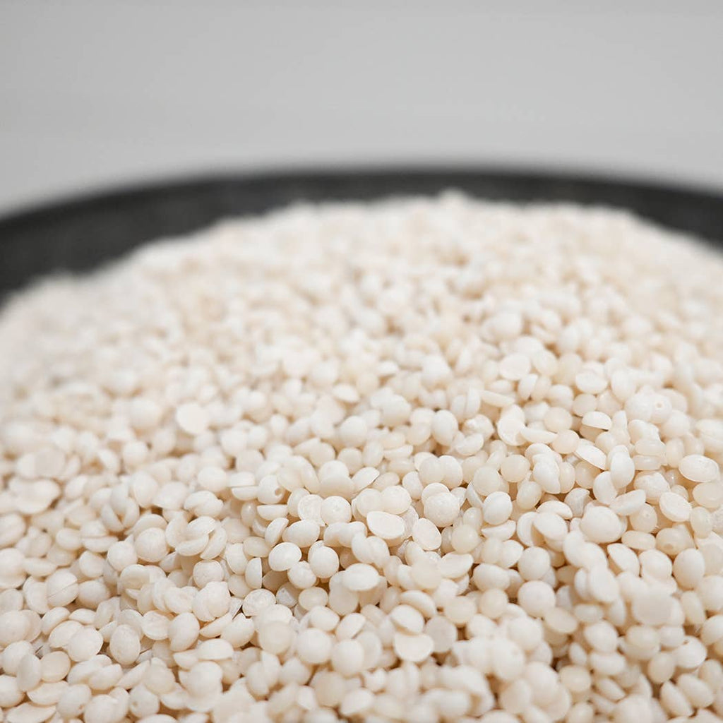 Soy Wax Scented Beads - 2lb Refill for A La Carte Candle Bar: Sweet Tobacco Leaves
